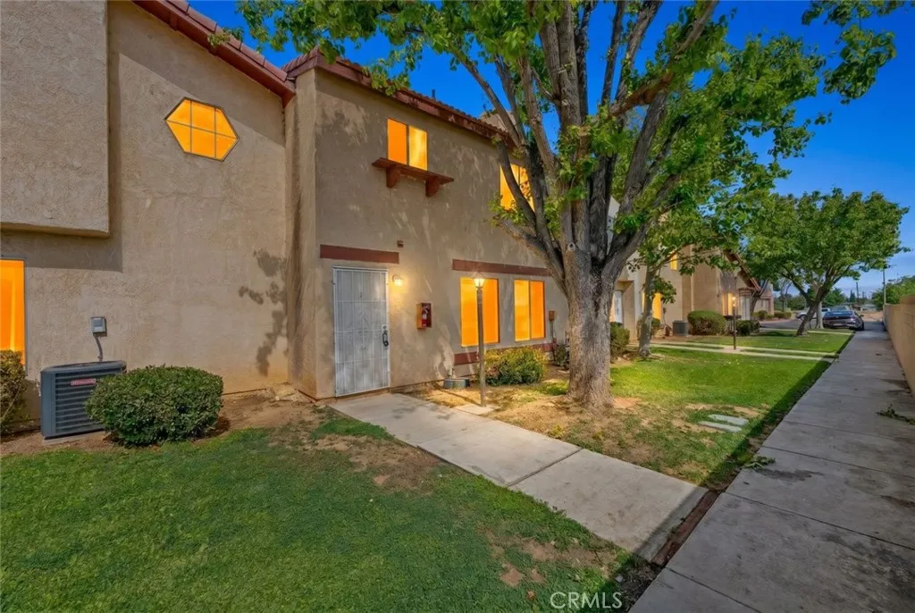 Additional image 2 of 1750 E Avenue Q14 Unit 17, Palmdale, CA 93550