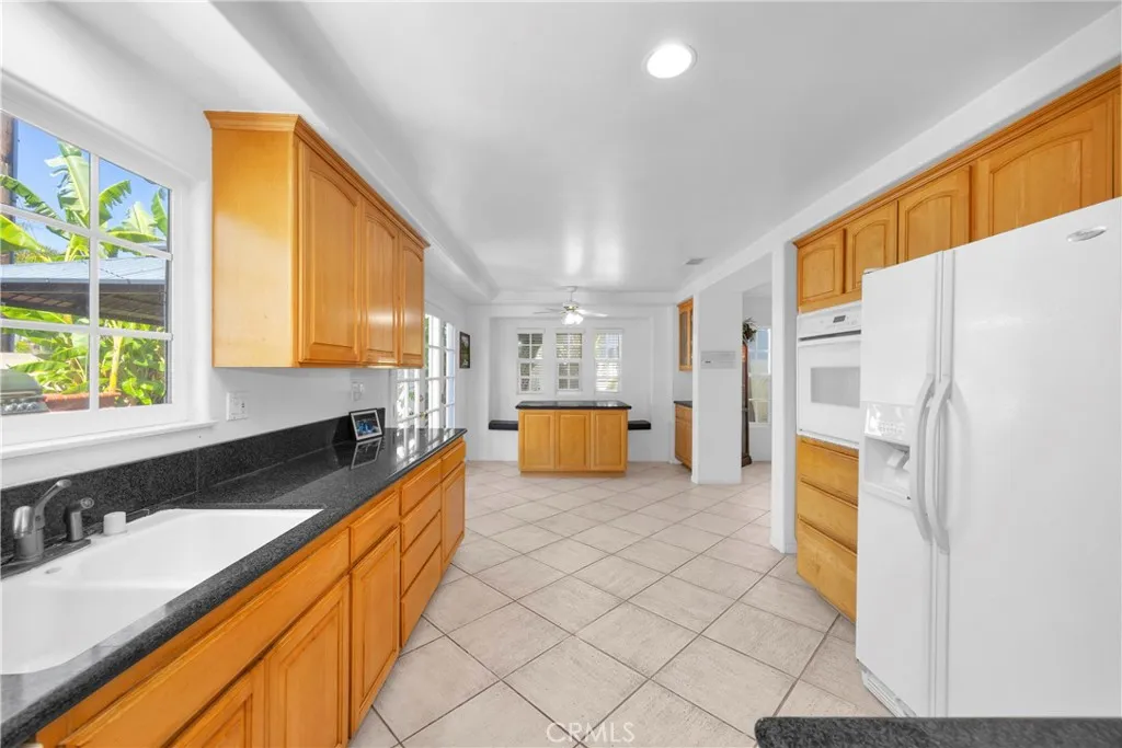 Additional image 12 of 9112 Playa Drive, Huntington Beach, CA 92646
