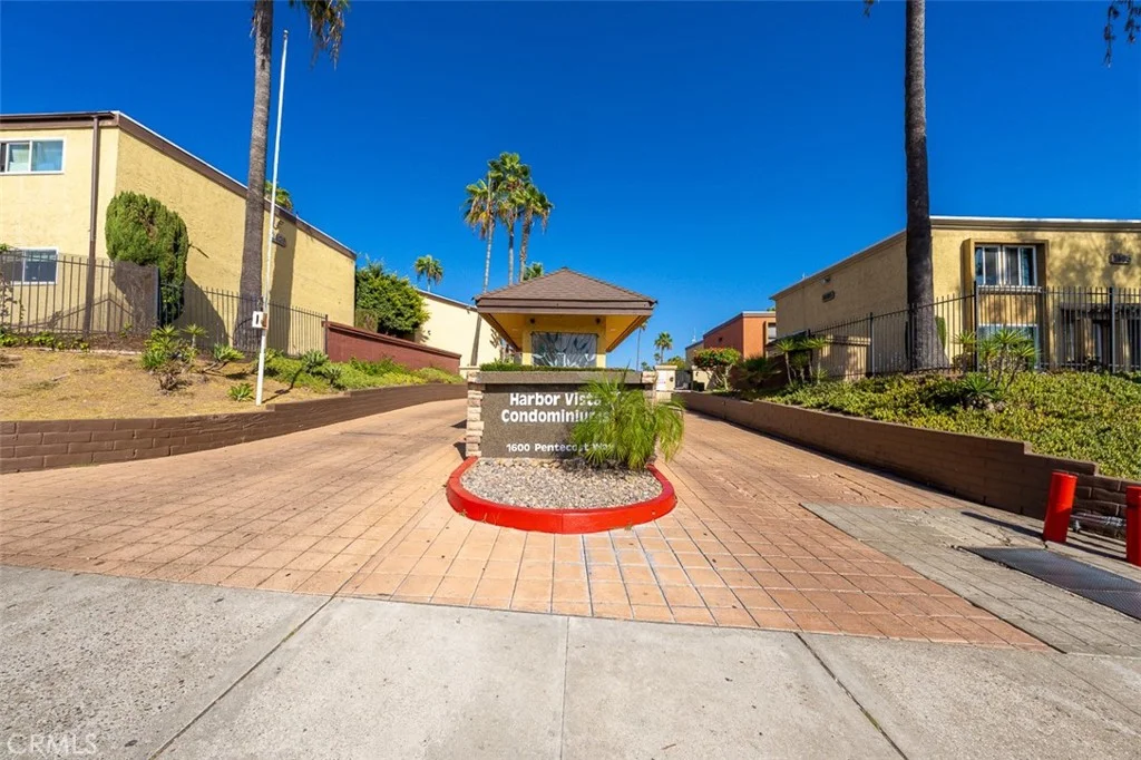 1605 Pentecost Way Unit 8, San Diego, CA 92105