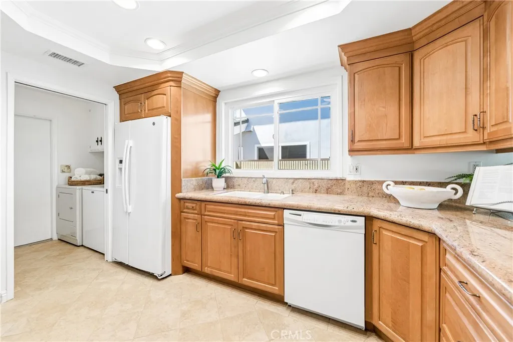Additional image 7 of 16372 Redlands Ln, Huntington Beach, CA 92647