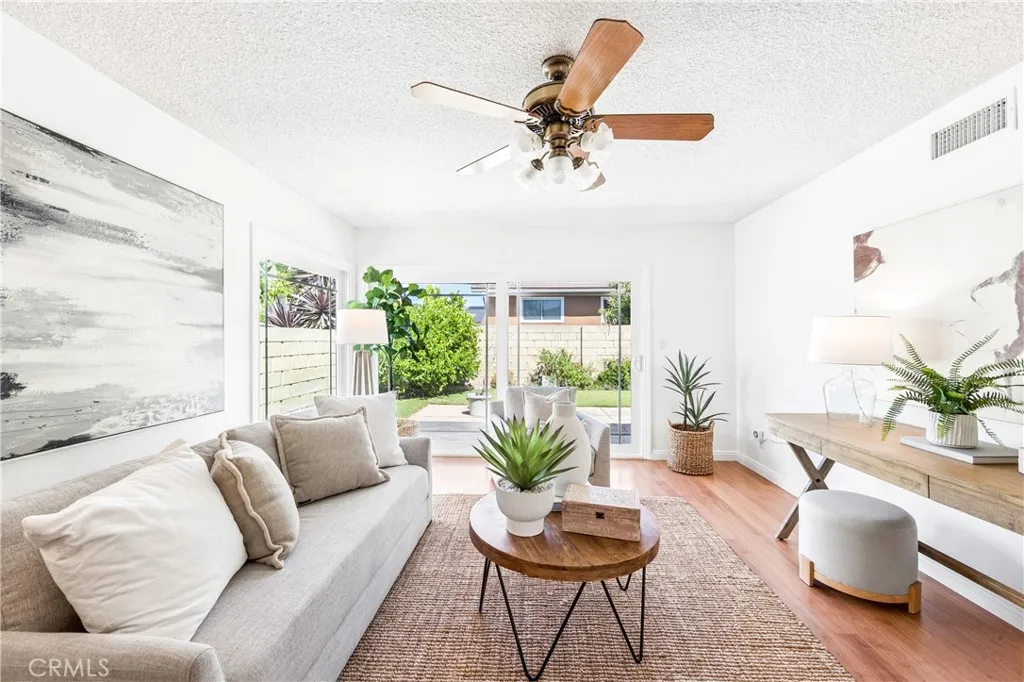 Additional image 16 of 16372 Redlands Ln, Huntington Beach, CA 92647