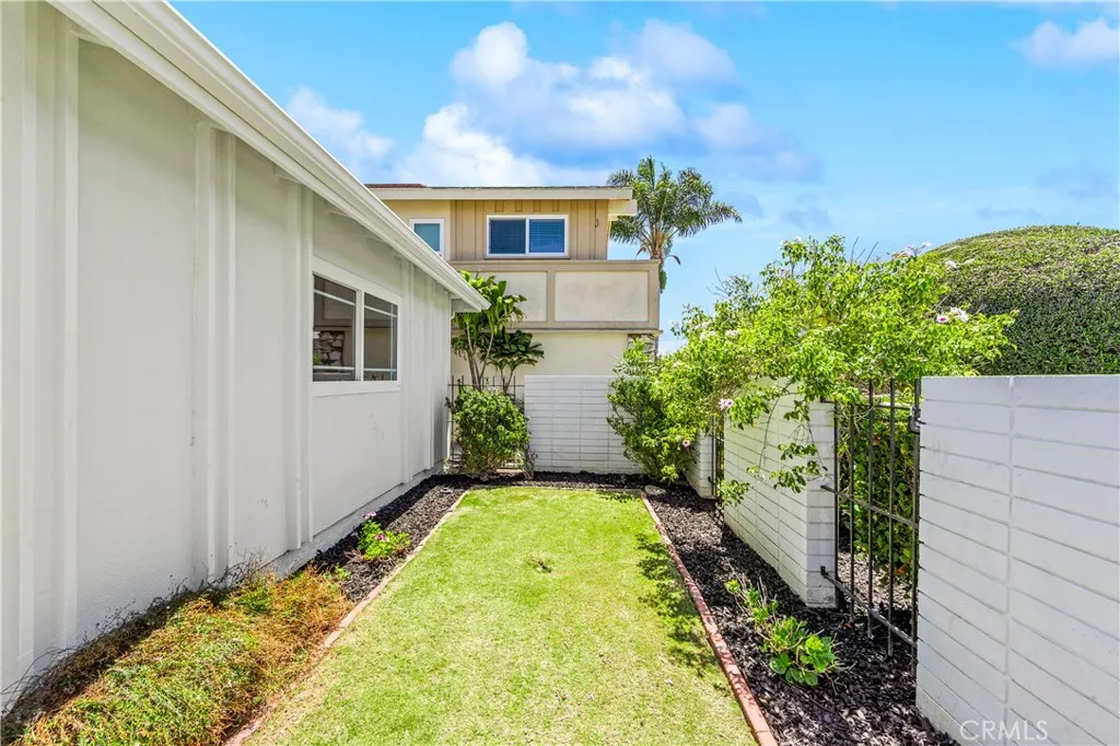 Additional image 59 of 16372 Redlands Ln, Huntington Beach, CA 92647