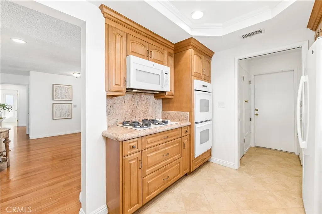 Additional image 77 of 16372 Redlands Ln, Huntington Beach, CA 92647