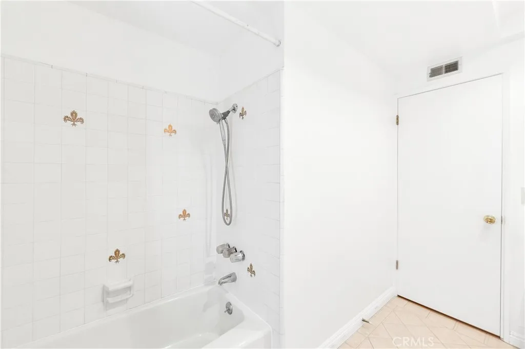 Additional image 98 of 16372 Redlands Ln, Huntington Beach, CA 92647