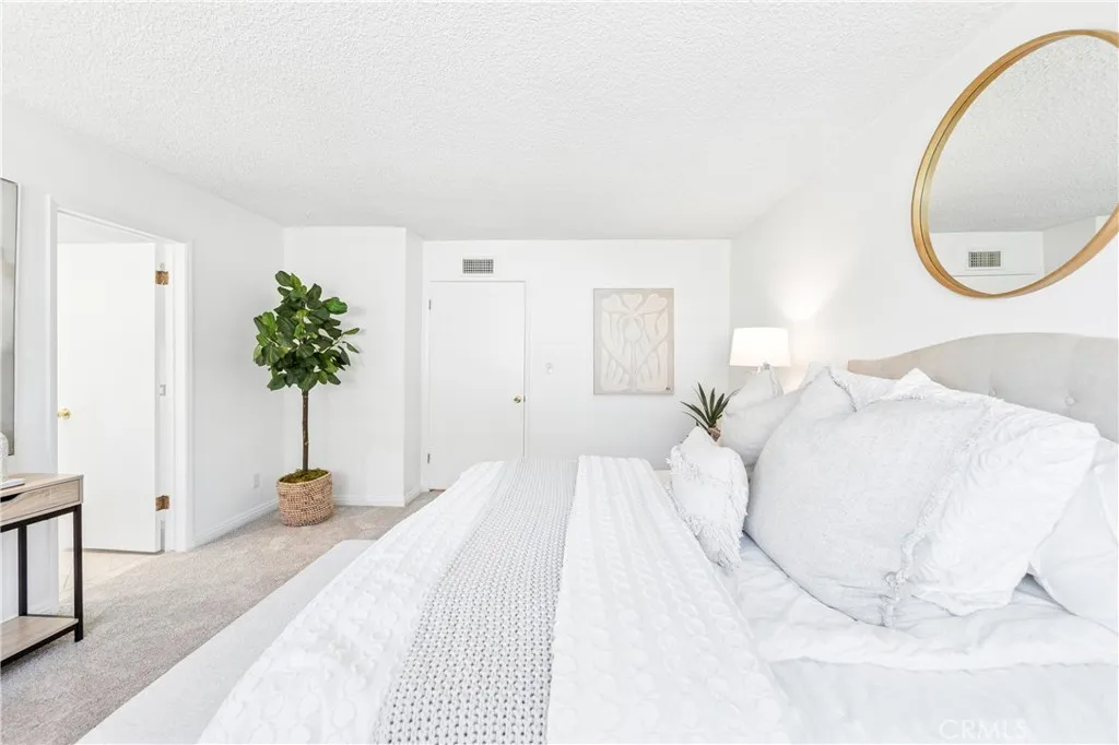 Additional image 106 of 16372 Redlands Ln, Huntington Beach, CA 92647