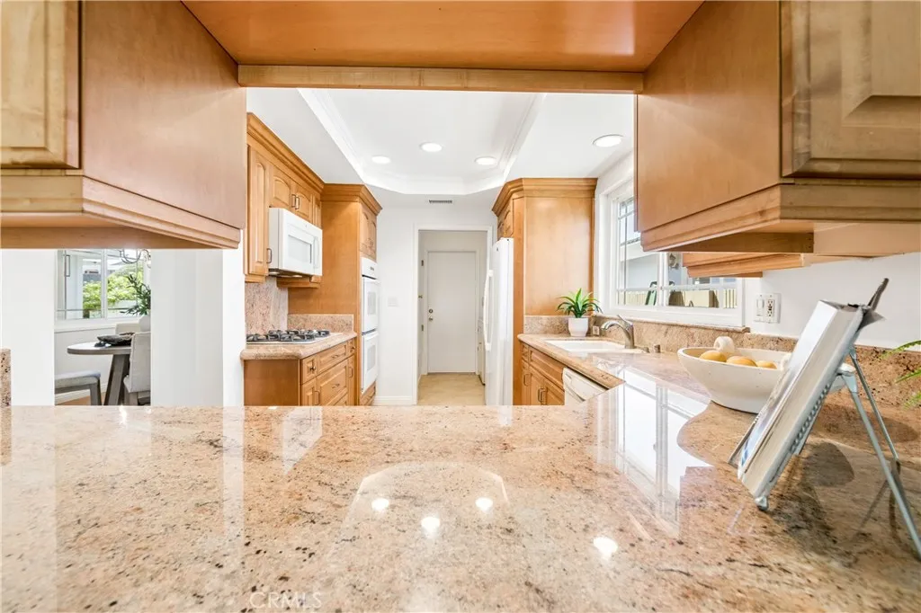 Additional image 80 of 16372 Redlands Ln, Huntington Beach, CA 92647