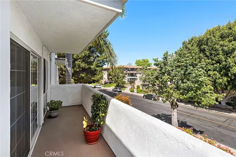 2276 Via Mariposa E Unit O, Laguna Woods, CA 92637 - MLS#: LG25073907