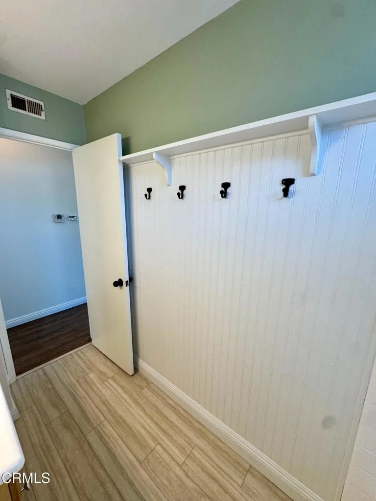 1136 Acadia Place Unit 4, Ventura, CA 93003