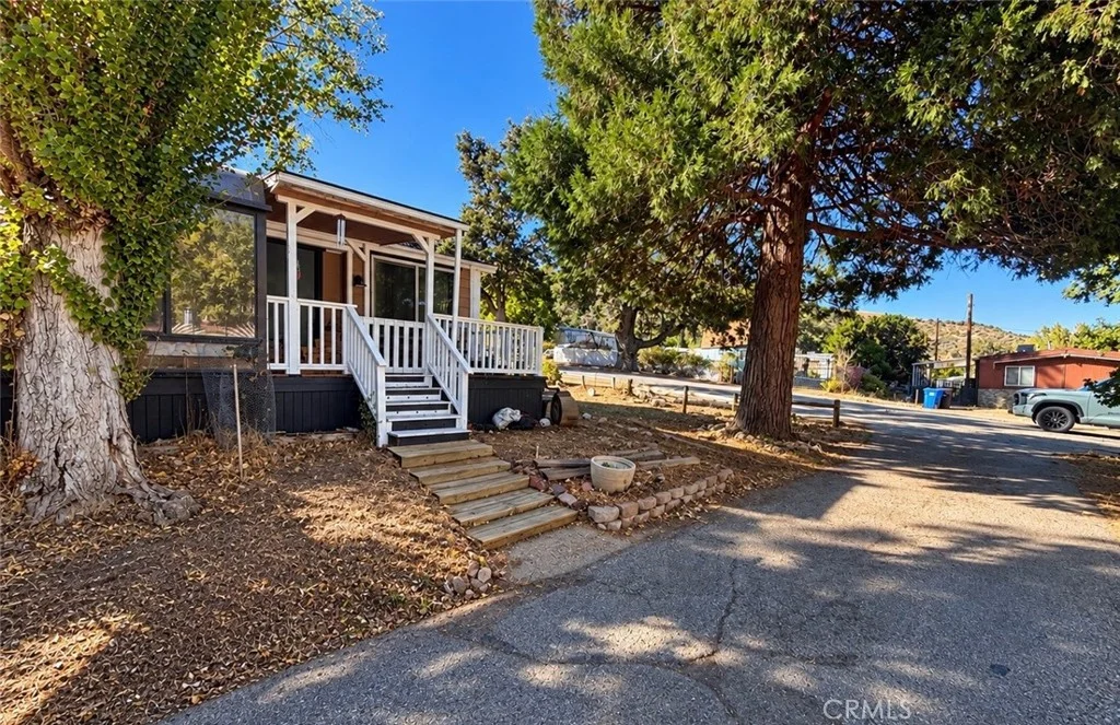 820 Yosemite Dr, Lebec, CA 93243