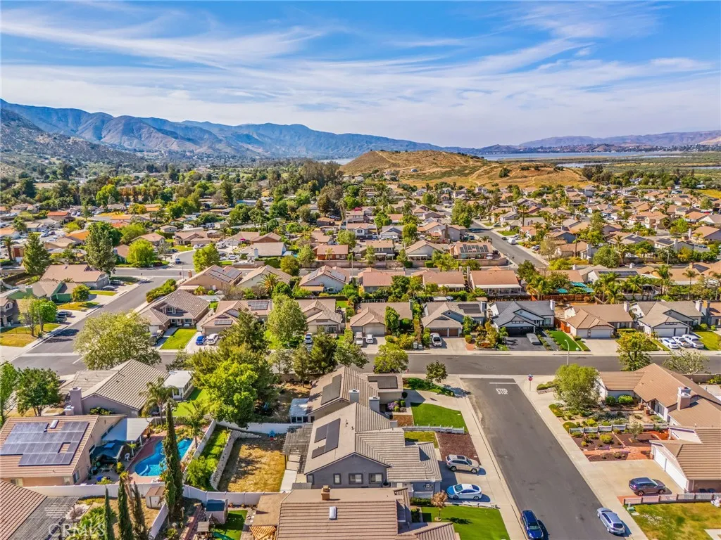 Additional image 47 of 19385 Stonewood Ln, Lake Elsinore, CA 92530