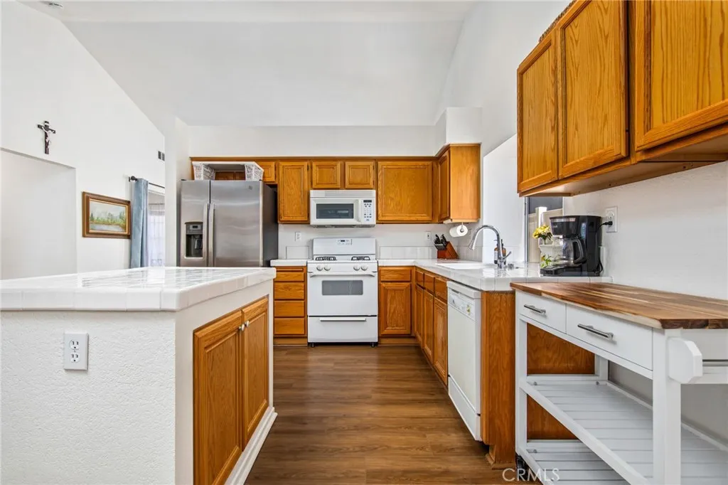 Additional image 65 of 19385 Stonewood Ln, Lake Elsinore, CA 92530