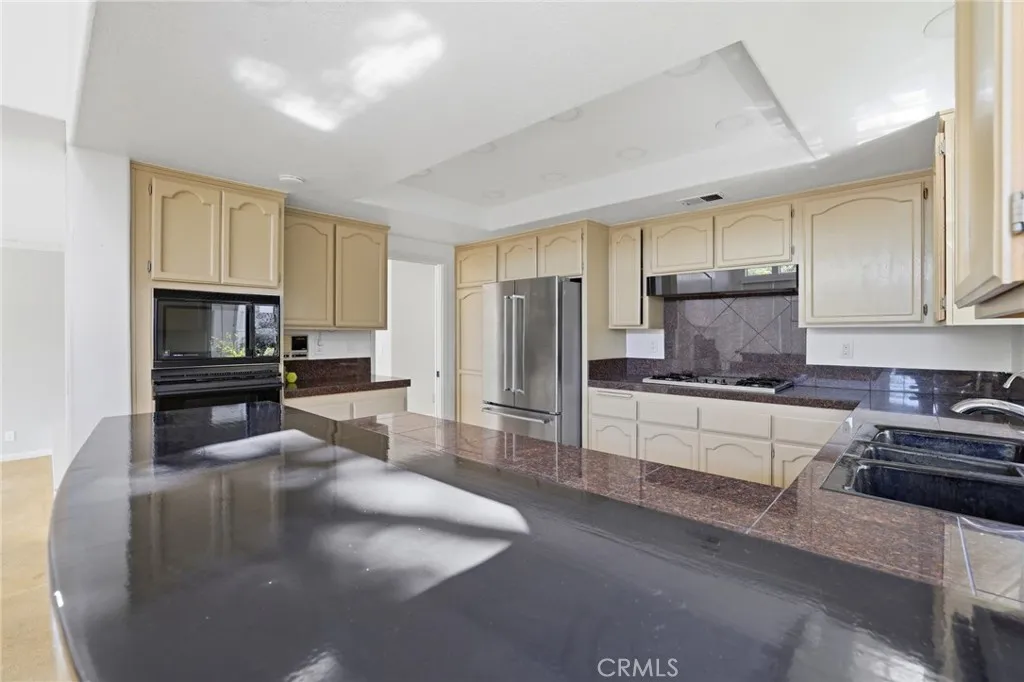 Additional image 82 of 520 Lexington Court Unit 103, Long Beach, CA 90803