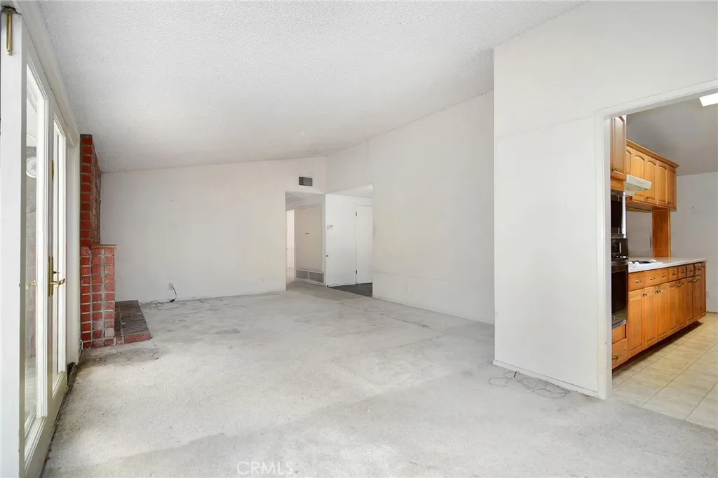 Additional image 23 of 20600 Clarendon St, Woodland Hills, CA 91367