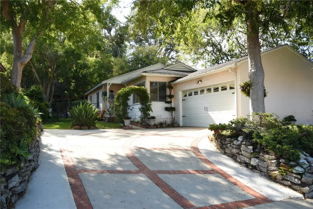 533 Rindge Ln  