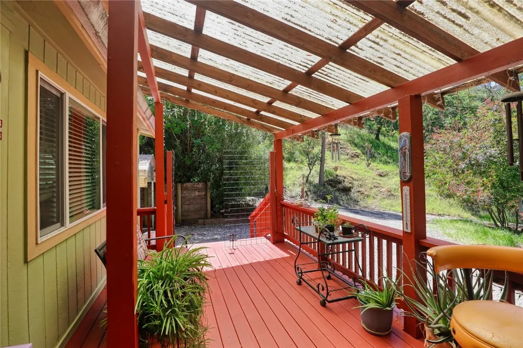 Additional image 12 of 7072 Sonja Lu Ln, Lucerne, CA 95458