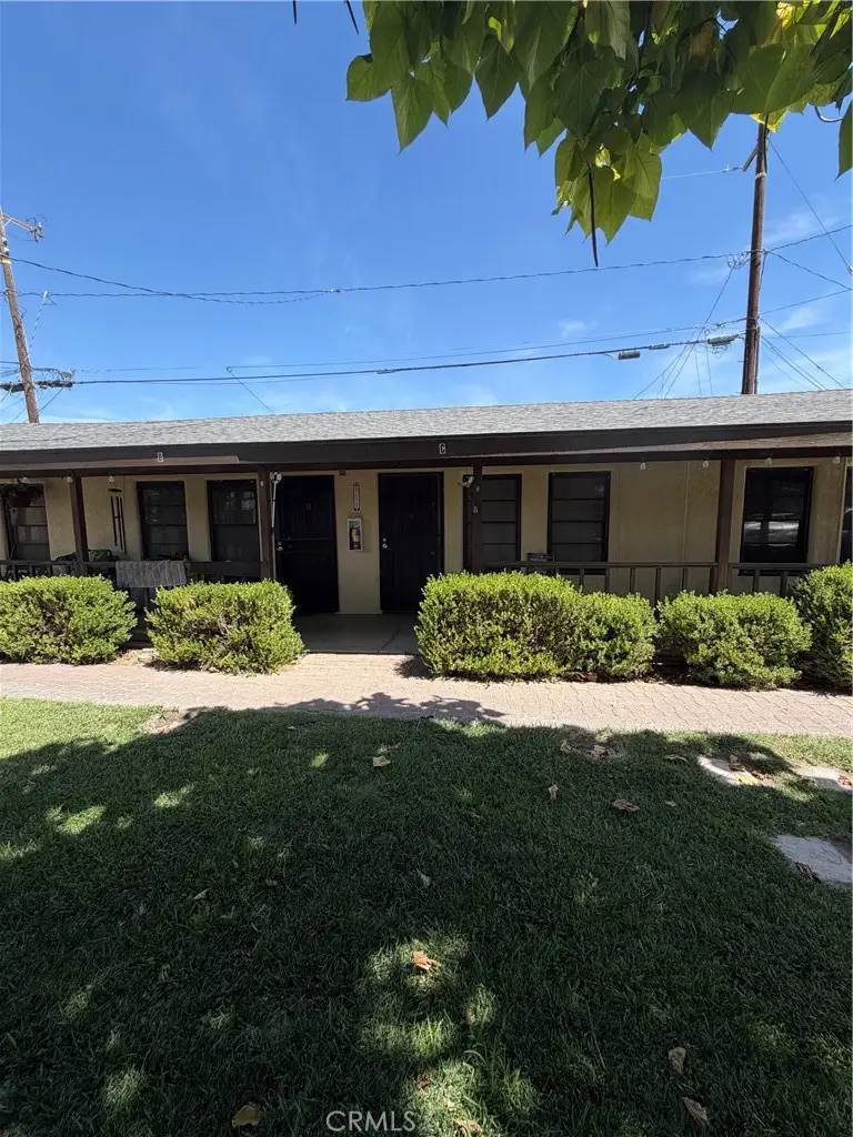 257 E Main St, San Jacinto, CA 92583 photo 3