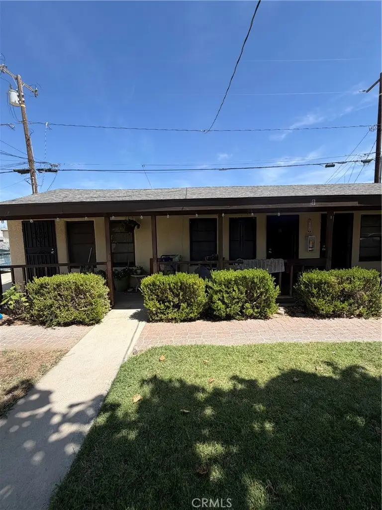 257 E Main St, San Jacinto, CA 92583 photo 2