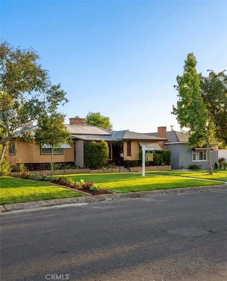 3008 Bristol Avenue, Bakersfield, CA 93308