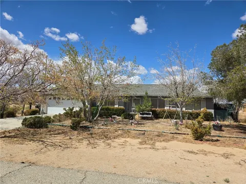 10449 Peach Avenue, California City, CA MLS: SR25077111