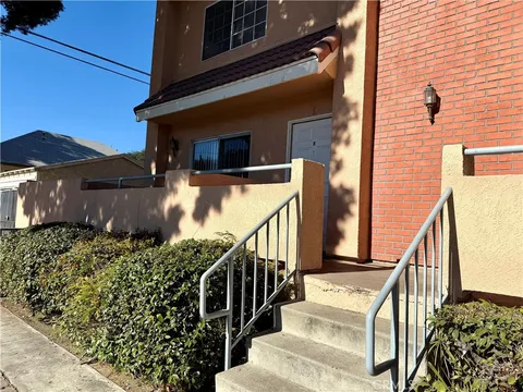 243 S Curtis Avenue Unit E, Alhambra, CA MLS: WS25009492