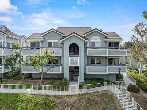 20349 Rue Crevier Unit 513, Canyon Country, CA MLS: SR25086846