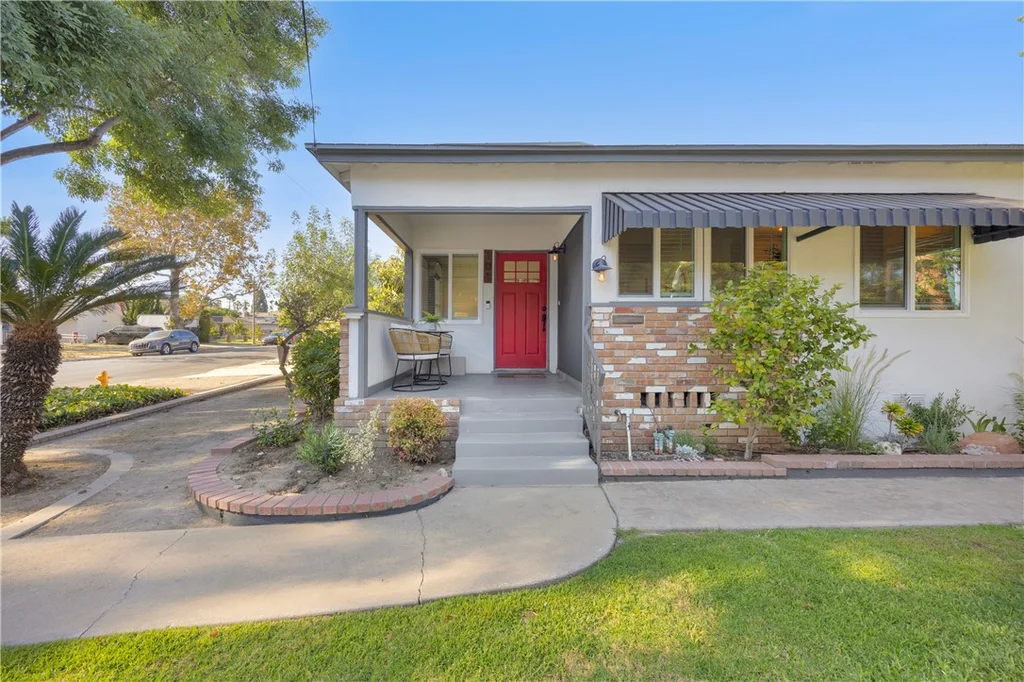 101 E 35th St, Long Beach, CA 90807 photo 4