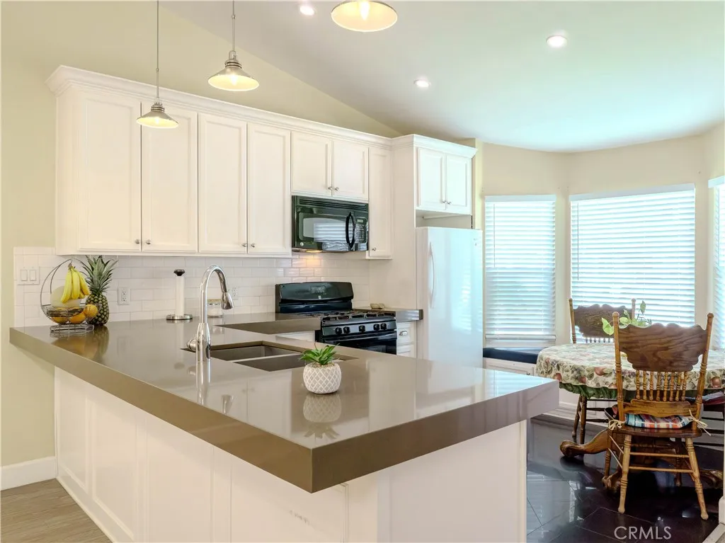 Additional image 42 of 11538 Larchwood Dr, Fontana, CA 92337