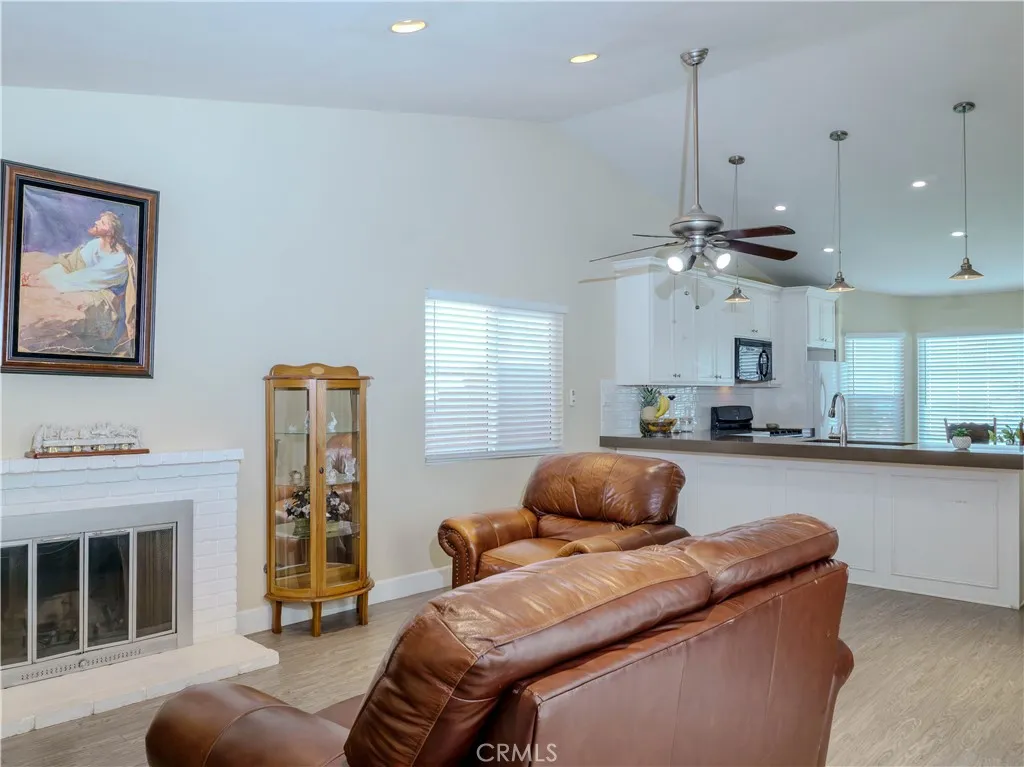 Additional image 40 of 11538 Larchwood Dr, Fontana, CA 92337