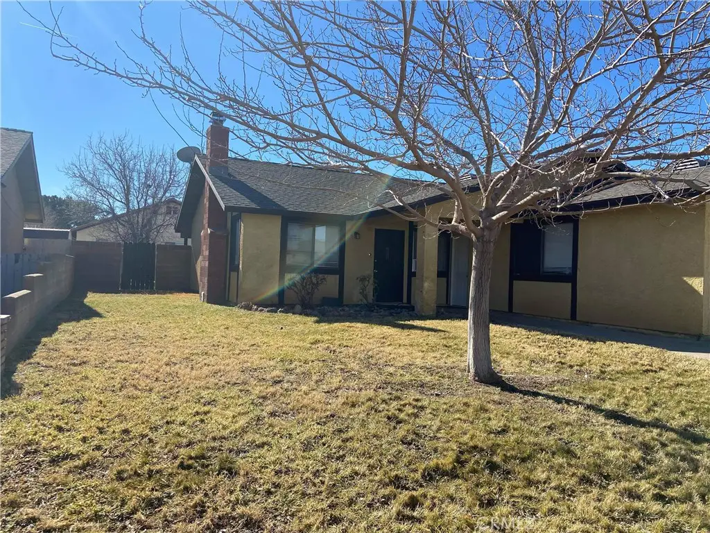 630 E Avenue J9, Lancaster, CA 93535