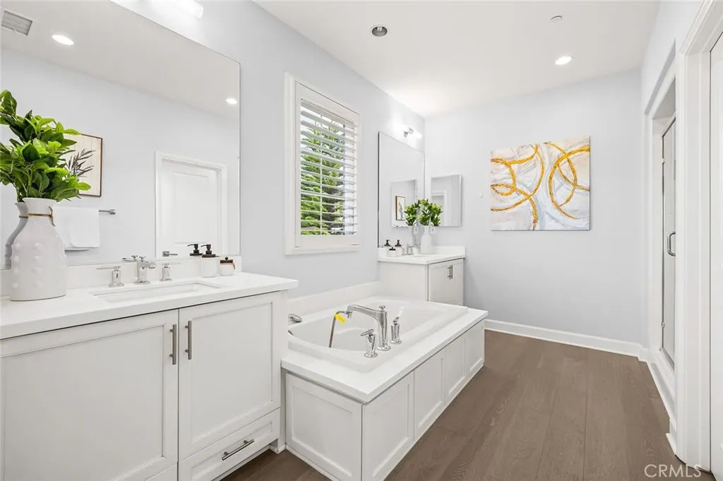 Additional image 45 of 55 Quarter Horse, Irvine, CA 92602