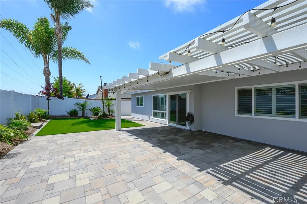 Additional image 39 of 9952 Effingham Dr, Huntington Beach, CA 92646