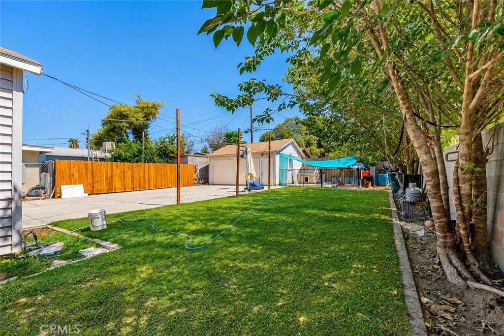 1321 Vale St, Bakersfield, CA 93306