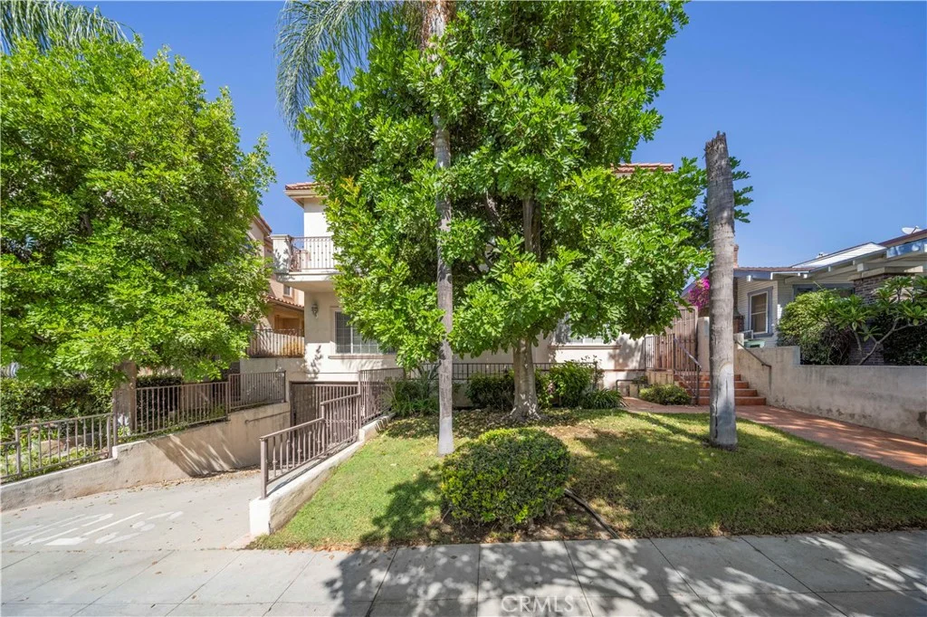 715 E Angeleno Ave Unit 104, Burbank, CA 91501