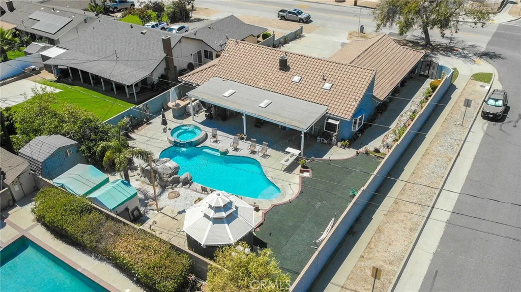 6061 Arden Ave, Highland, CA 92346