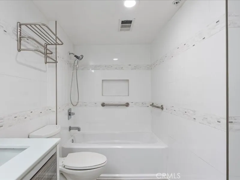 Additional image 74 of 10660 Wilshire Boulevard Unit 302, Los Angeles, CA 90024