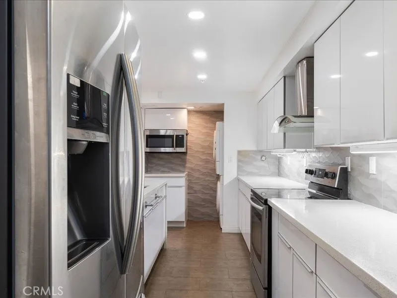 Additional image 60 of 10660 Wilshire Boulevard Unit 302, Los Angeles, CA 90024