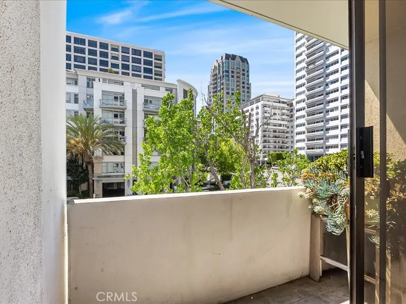 Additional image 69 of 10660 Wilshire Boulevard Unit 302, Los Angeles, CA 90024