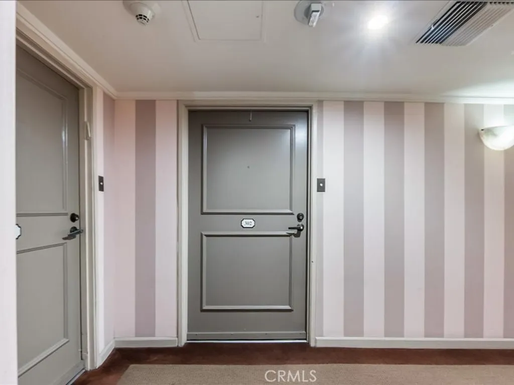 Additional image 6 of 10660 Wilshire Boulevard Unit 302, Los Angeles, CA 90024