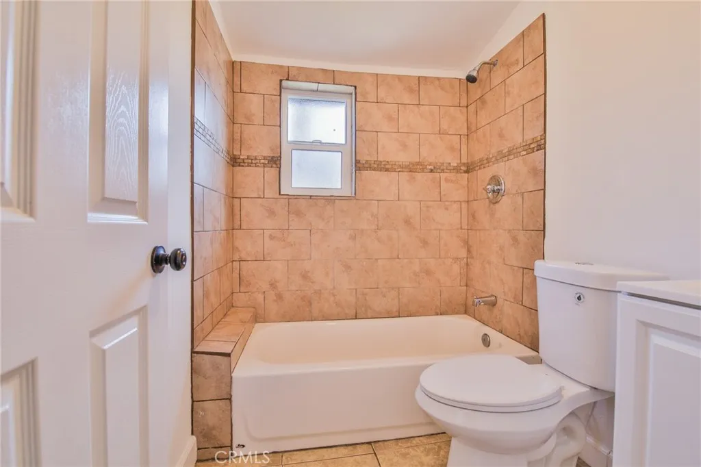 Additional image 55 of 1712 E 57th St, Los Angeles, CA 90058