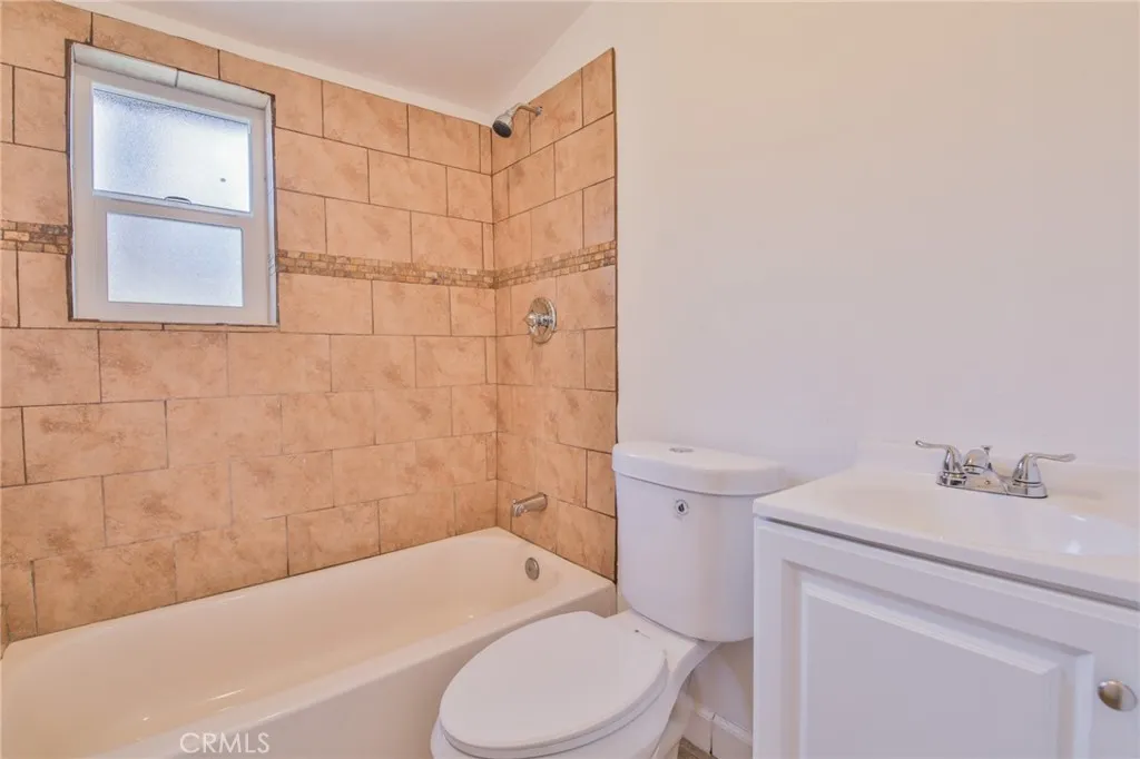 Additional image 54 of 1712 E 57th St, Los Angeles, CA 90058