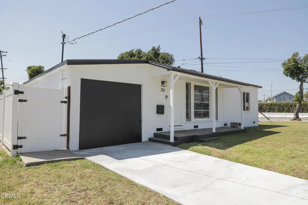 701 S 8th Street, Alhambra, CA 91801