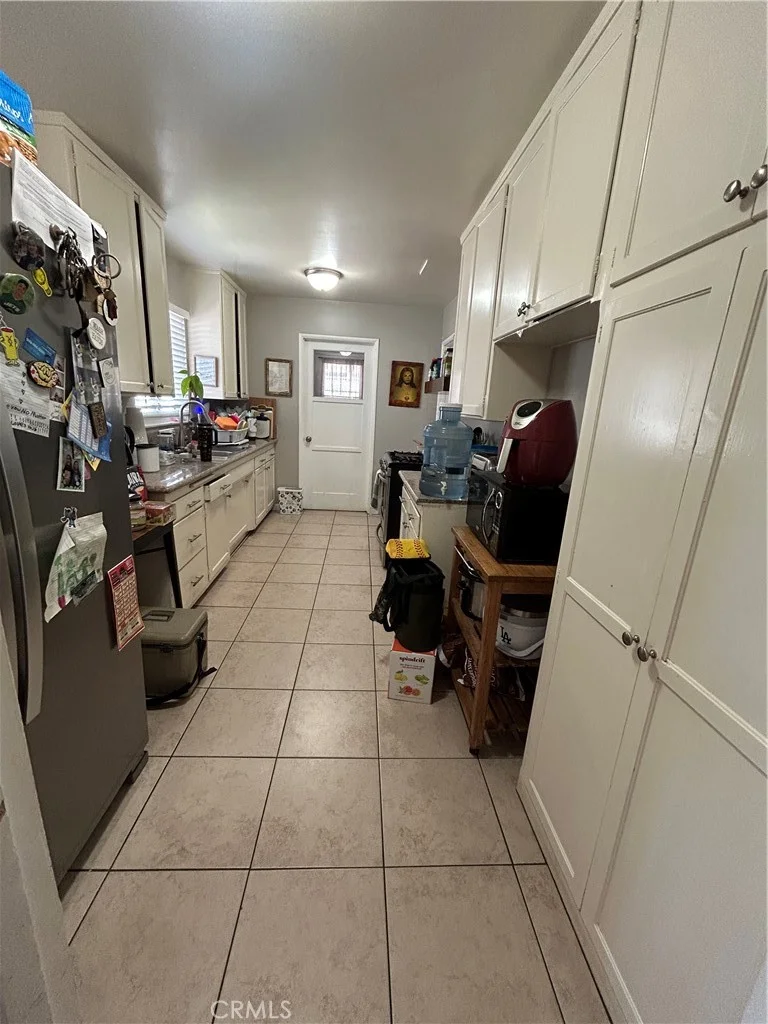 1640 Raylene Pl, Pomona, CA 91767 photo 3