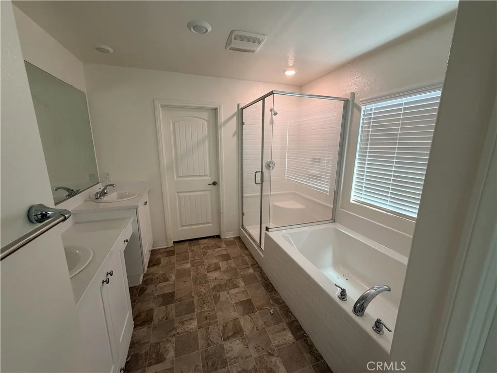 11241 Guffey Ranch Way, Corona, CA 92883