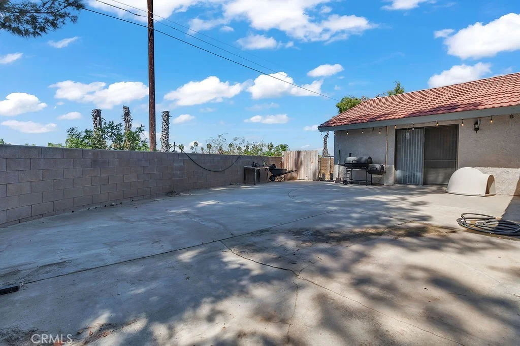 6319 Westview Dr, Riverside, CA 92506