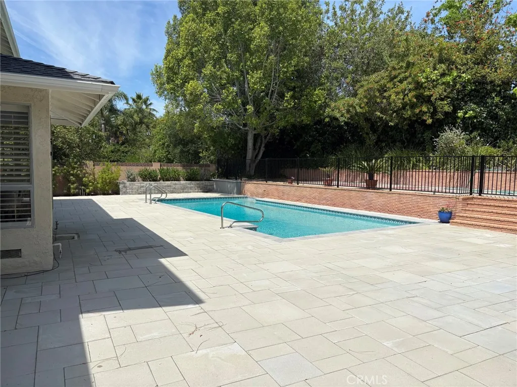 Additional image 86 of 22649 Town Crier Road, Calabasas, CA 91302