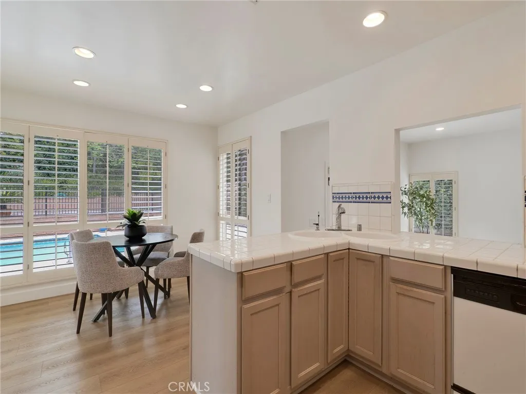 Additional image 30 of 22649 Town Crier Road, Calabasas, CA 91302