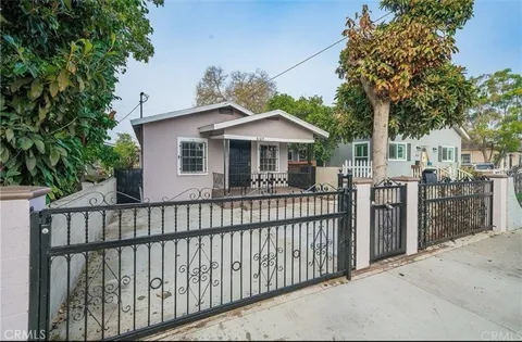 8617 Elm Street, Los Angeles, CA 90002 - MLS#: DW25052883