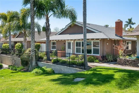 16912 Canyon Lane, Huntington Beach, CA 92649 - MLS#: PW25077068
