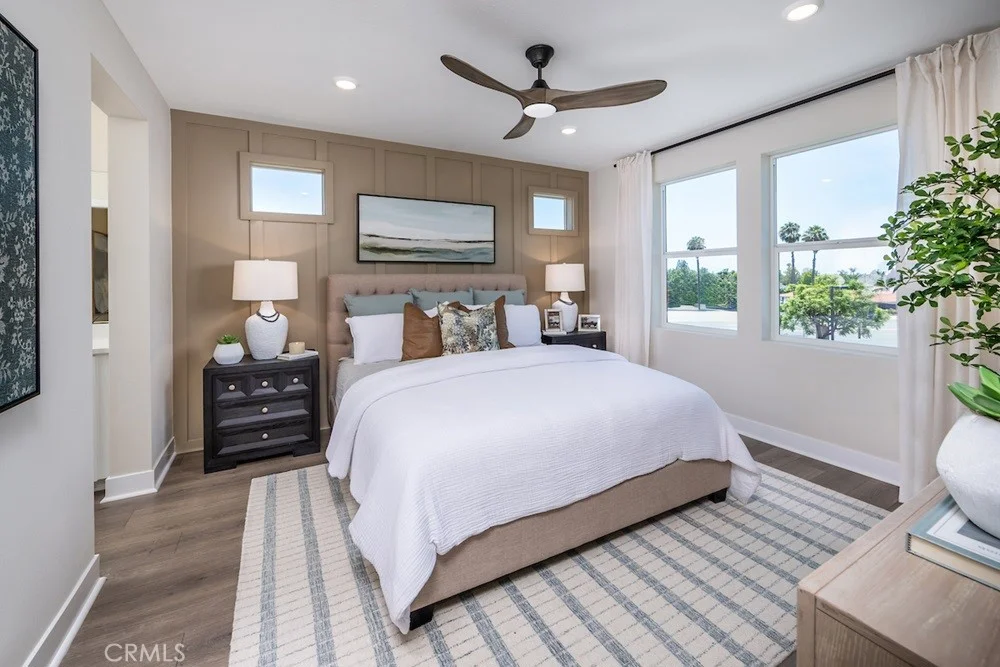 1054 E Overlook Drive, Orange, CA 92867 photo 4