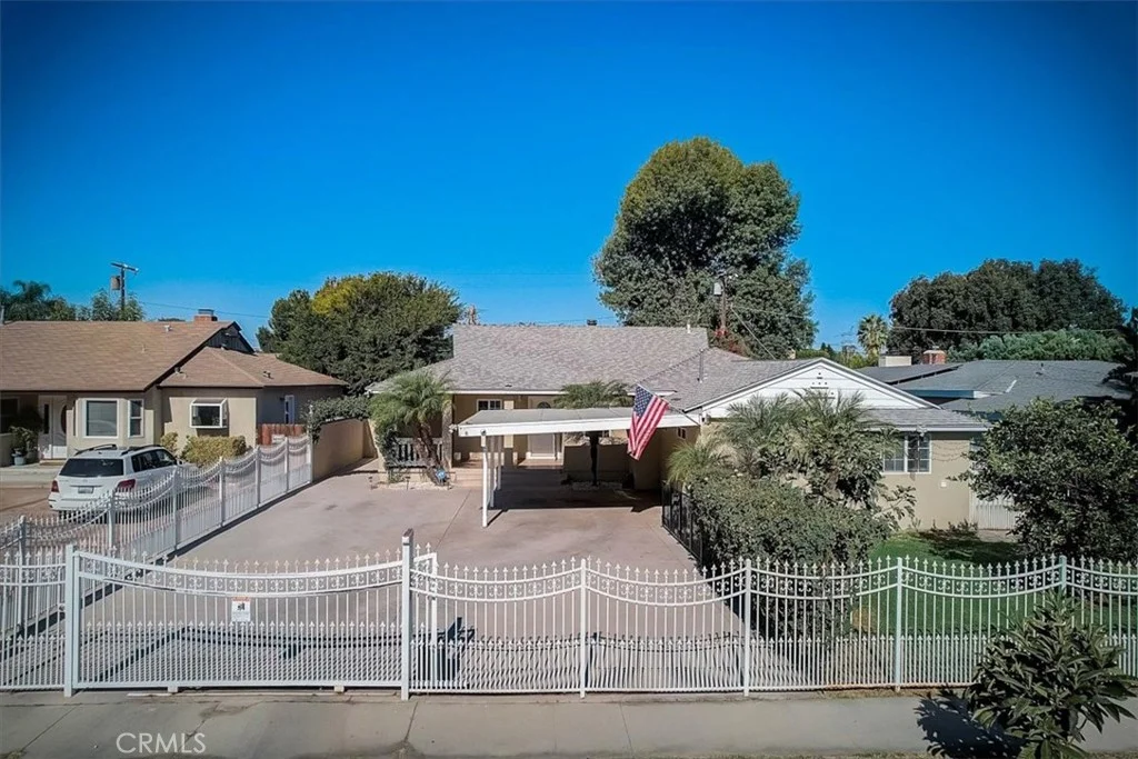6515 Baird Avenue, Reseda, CA 91335